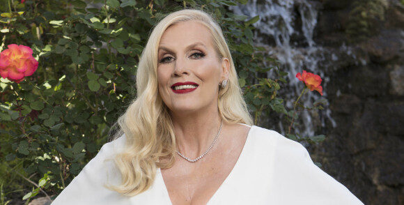 Utskjelt, elsket og hatet. Gunilla Persson finner ro i familien og religionen